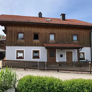 https://monteurzimmer-teisenberg.com-bavaria.com